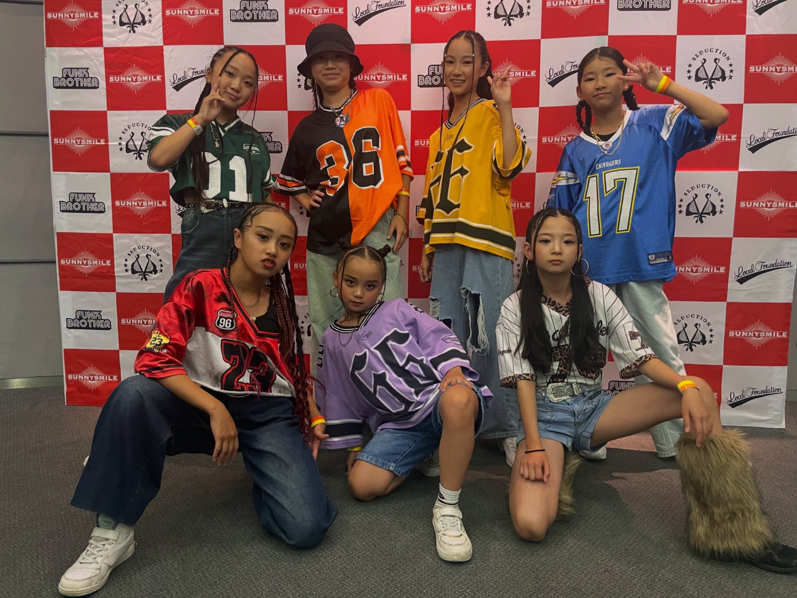 SUNNY SMILEに出演した育成チームのメンバー